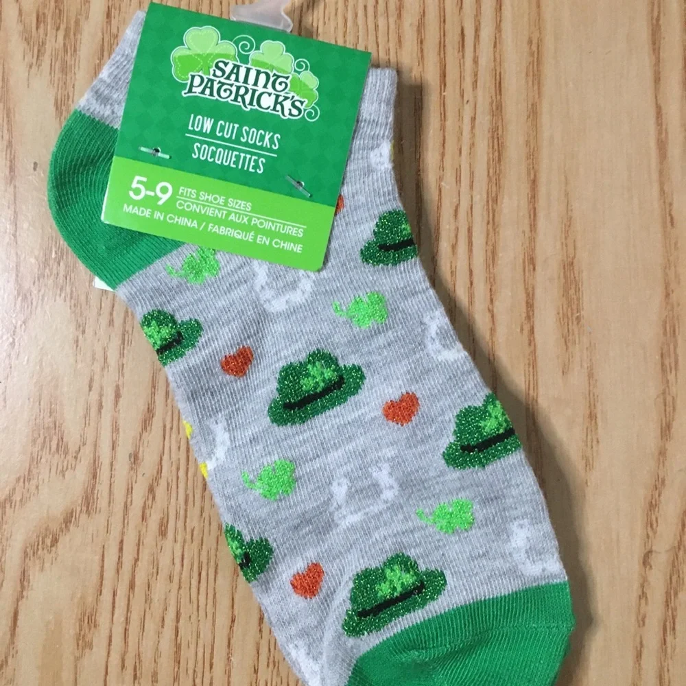 Free with Bundle New Womens St Patrick’s Day low cut socks shoe size 5-9